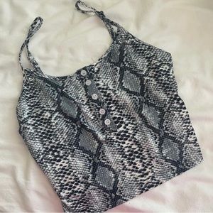 Patterned tank top size medium
